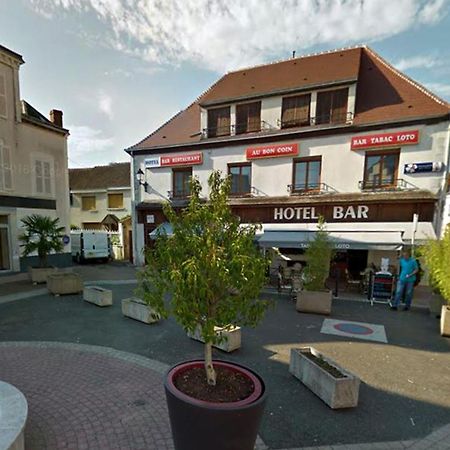 Cloyes-sur-le-Loir Hotel Au Bon Coin מראה חיצוני תמונה