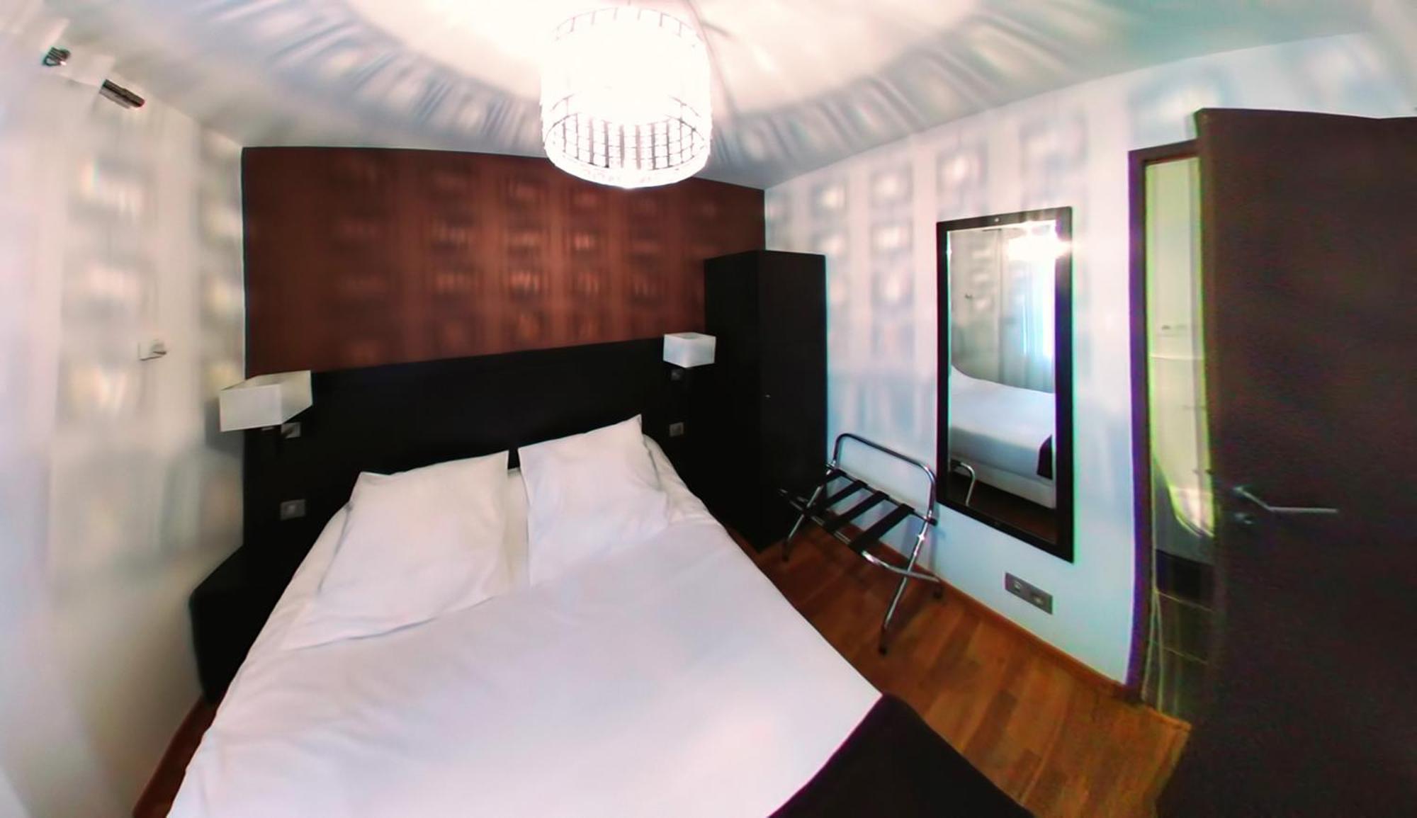 Cloyes-sur-le-Loir Hotel Au Bon Coin מראה חיצוני תמונה